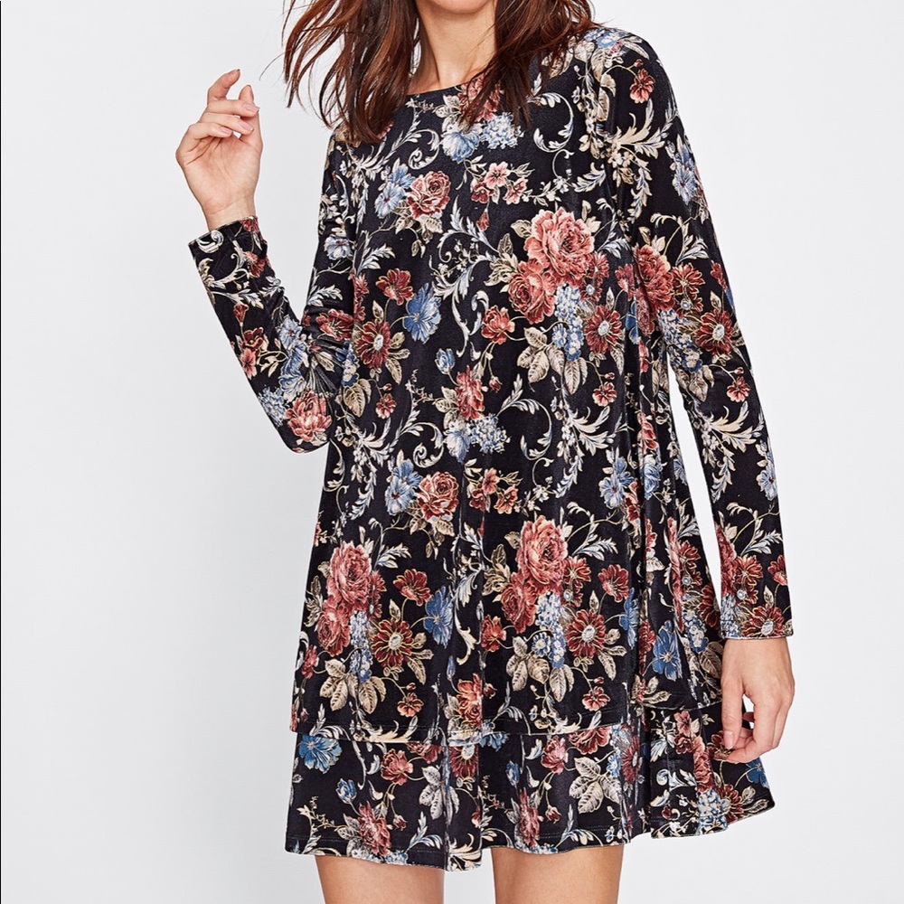 SOLD OUT•NWT•M-XL•BohoChic Velvet Floral Mini Swing Dress•NWT - Picture 3 of 8